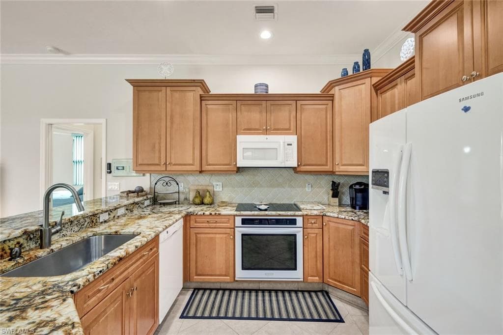 9411 Cedar Creek DR-9