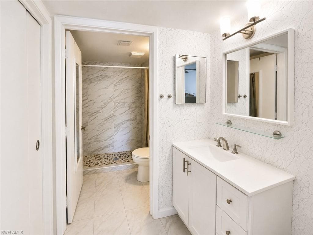 8265 Ibis Club DR 602-7