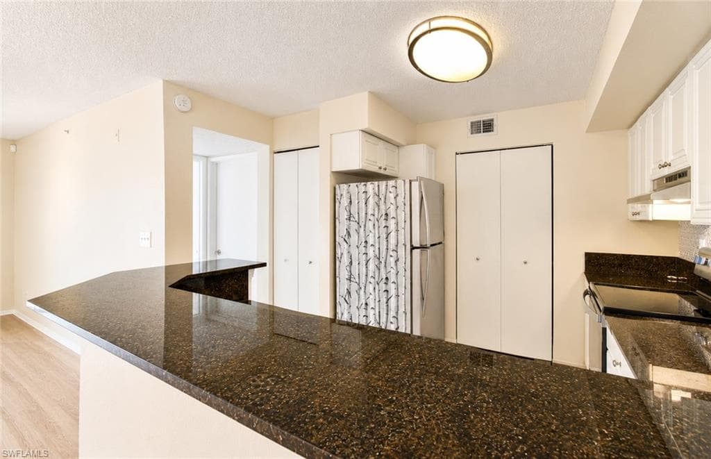 8265 Ibis Club DR 602-5