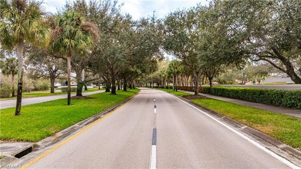 12926 Village Gate CT-32