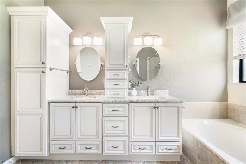 12926 Village Gate CT-14