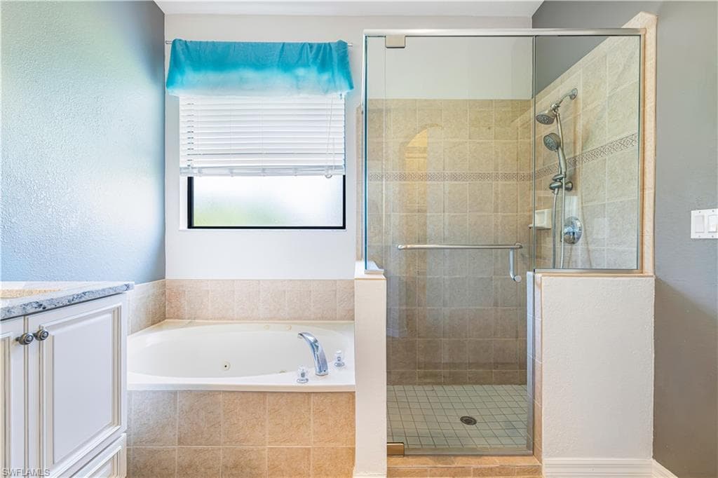 12926 Village Gate CT-15