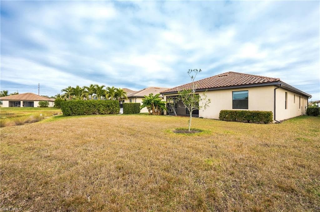 9215 Shadow Oak LN-28