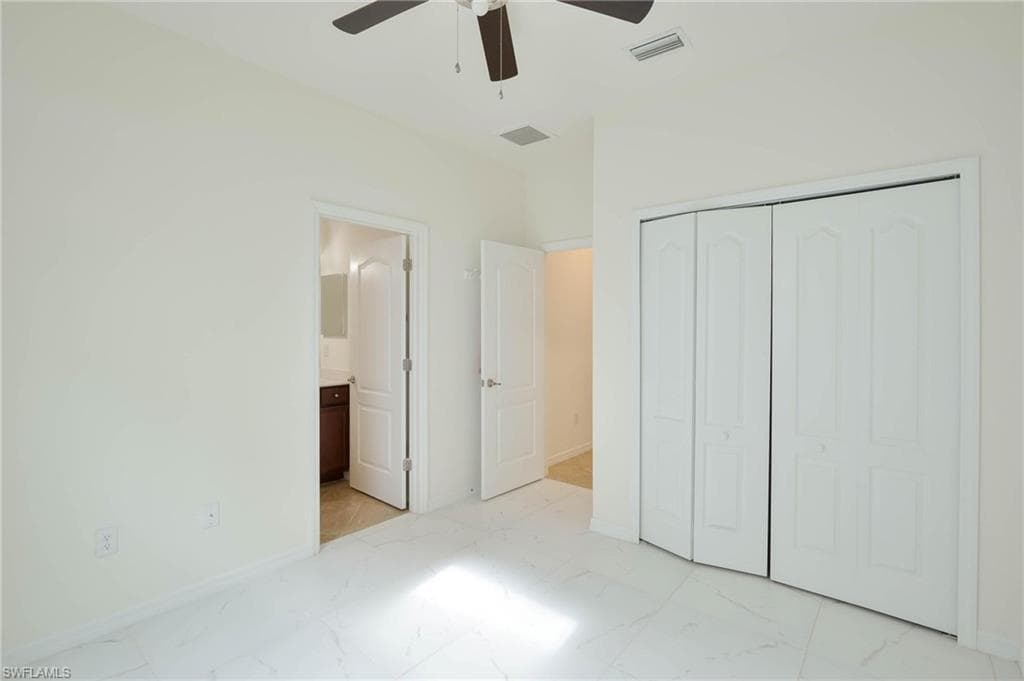 9215 Shadow Oak LN-20