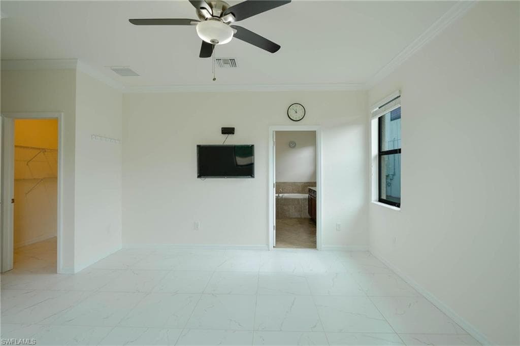 9215 Shadow Oak LN-9