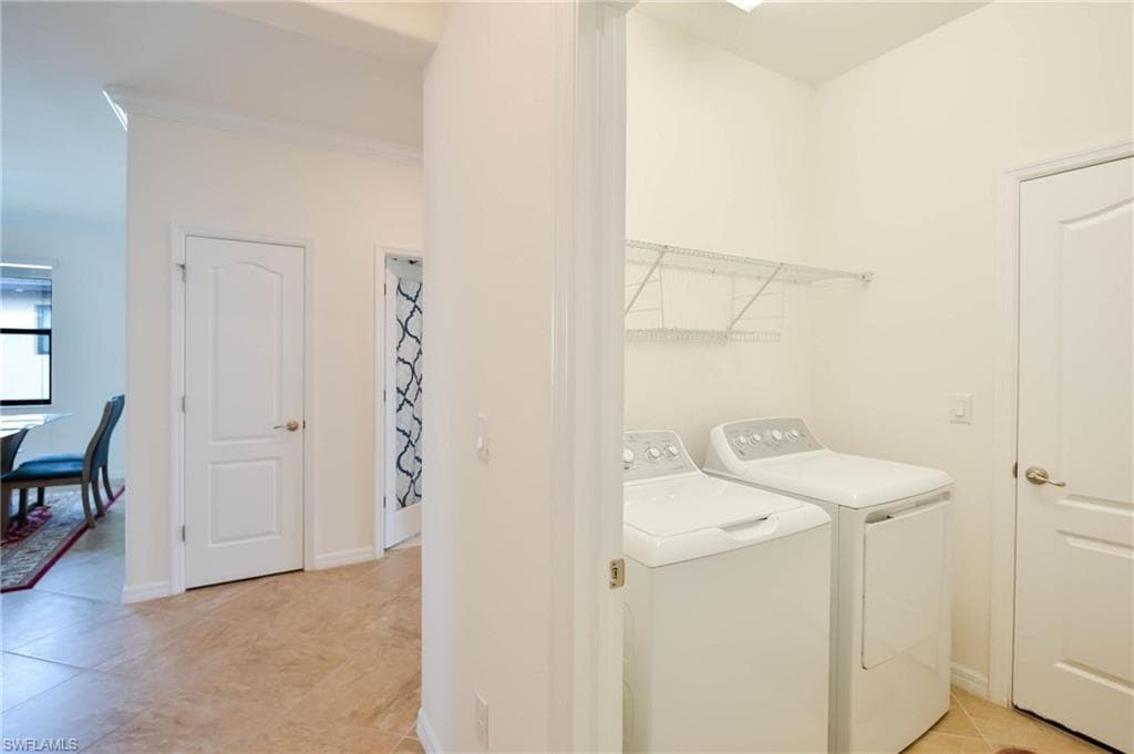 9215 Shadow Oak LN-24