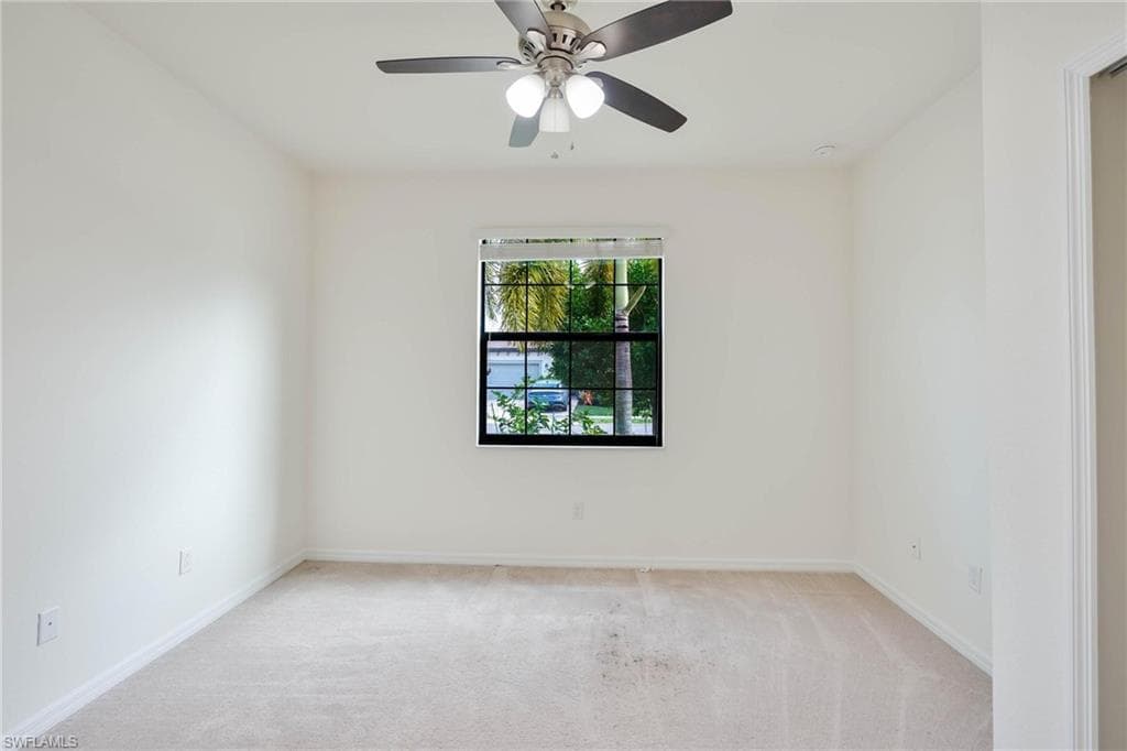 9215 Shadow Oak LN-14
