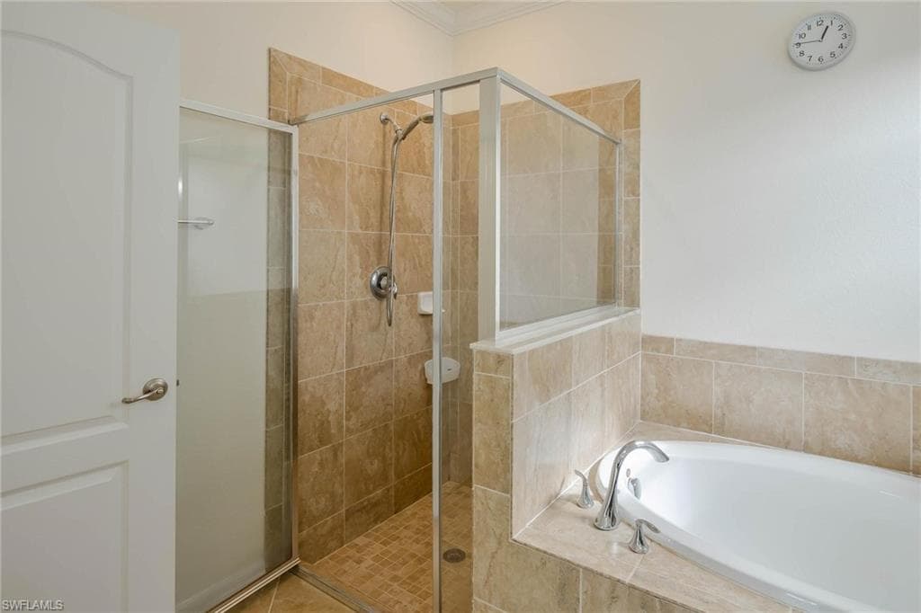 9215 Shadow Oak LN-11