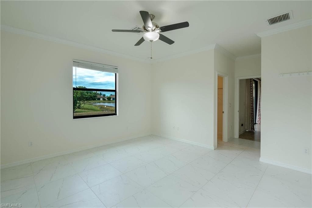 9215 Shadow Oak LN-19