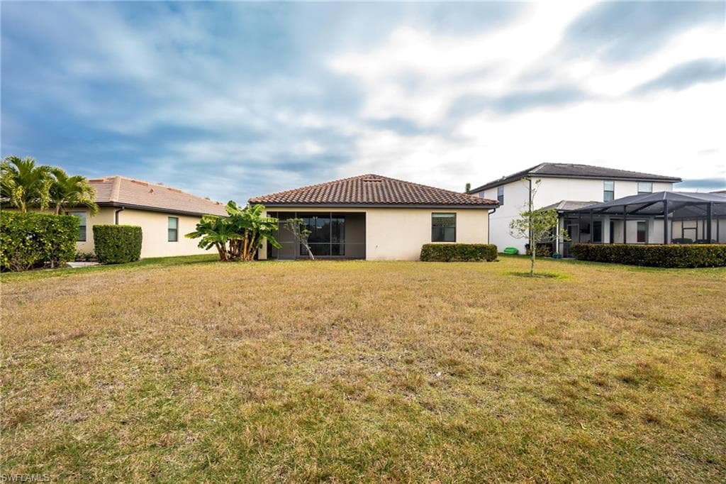 9215 Shadow Oak LN-29