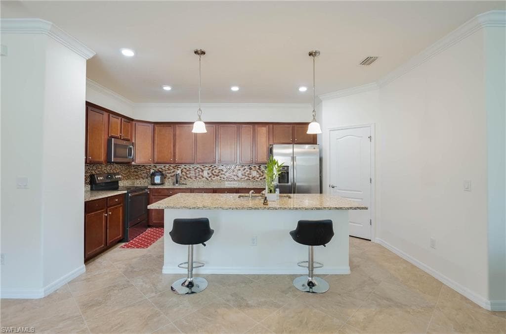 9215 Shadow Oak LN-4