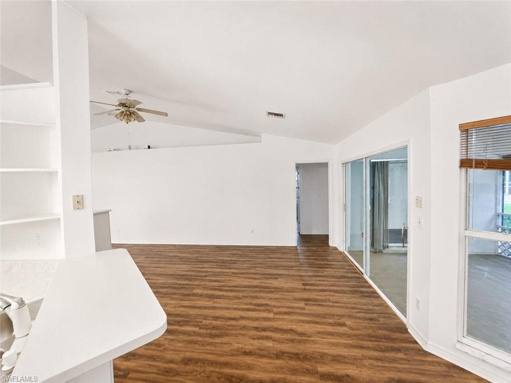 5114 Mabry DR-11