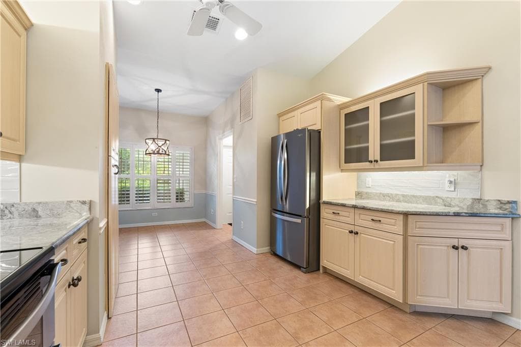 23104 Coconut Shores DR-7