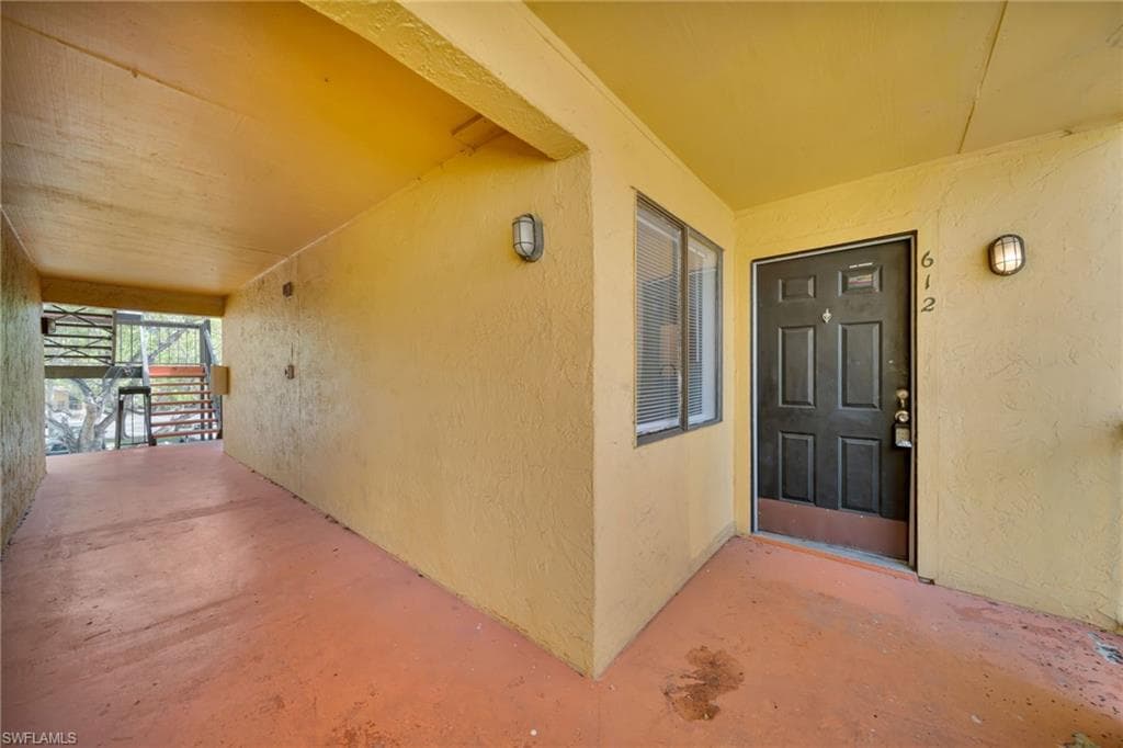 2885 Winkler AVE 612-2