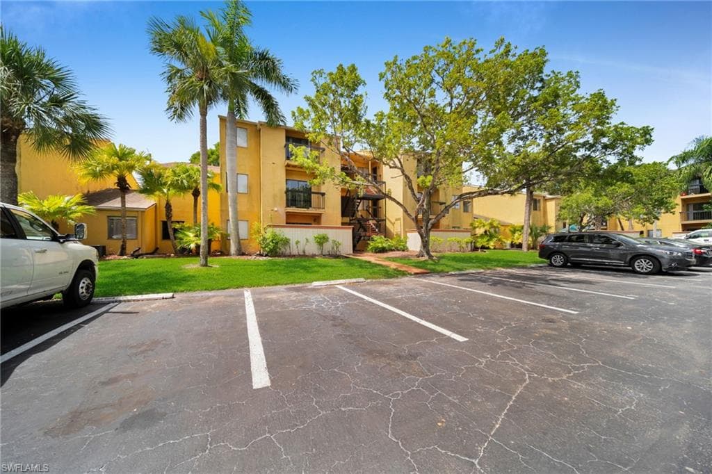 2885 Winkler AVE 612-1
