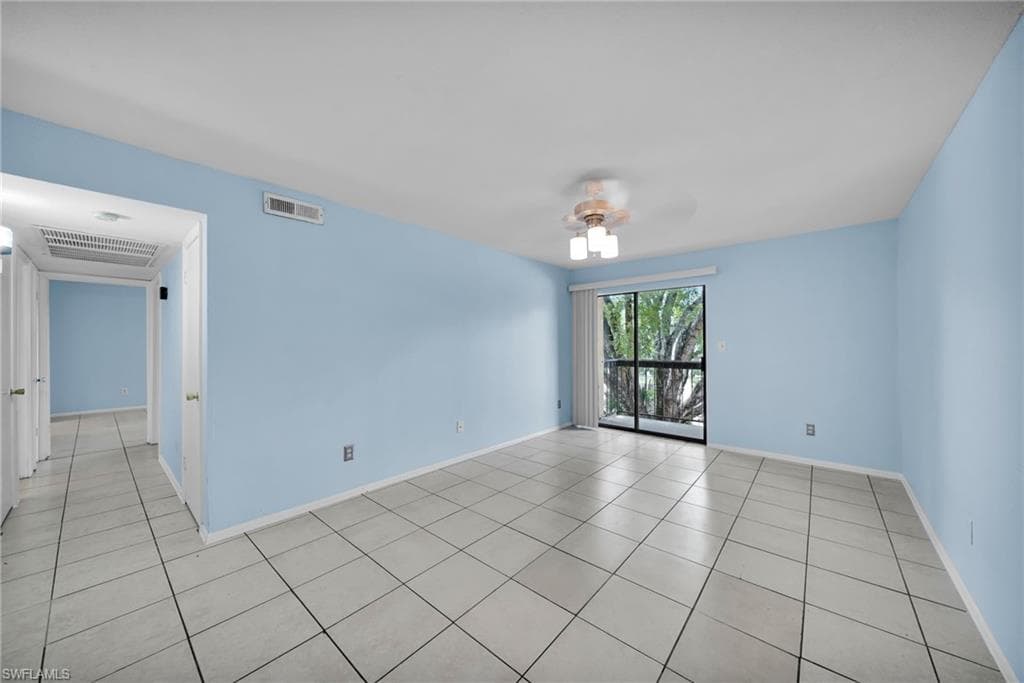 2885 Winkler AVE 612-11