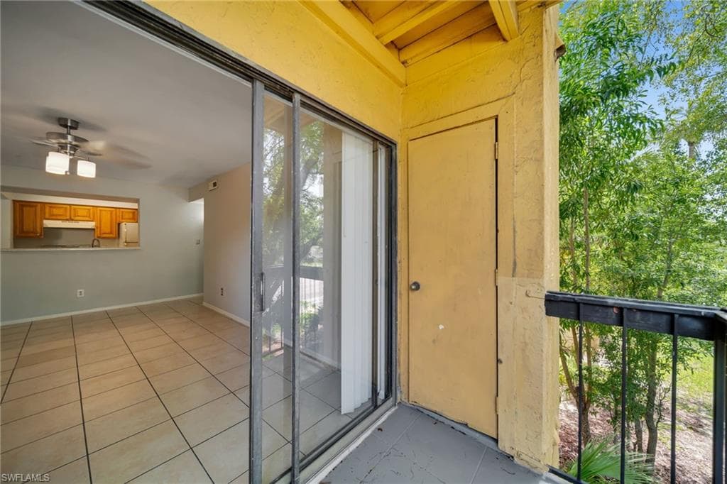 2885 Winkler AVE 612-21