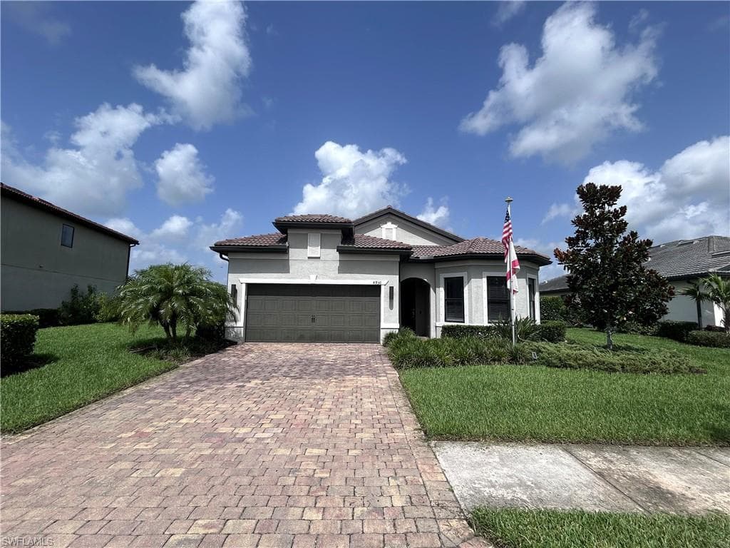 4930 Seton WAY-2