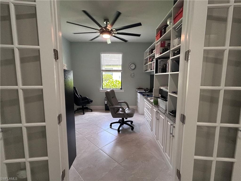 4930 Seton WAY-12