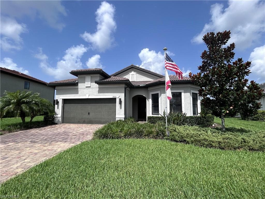 4930 Seton WAY-3