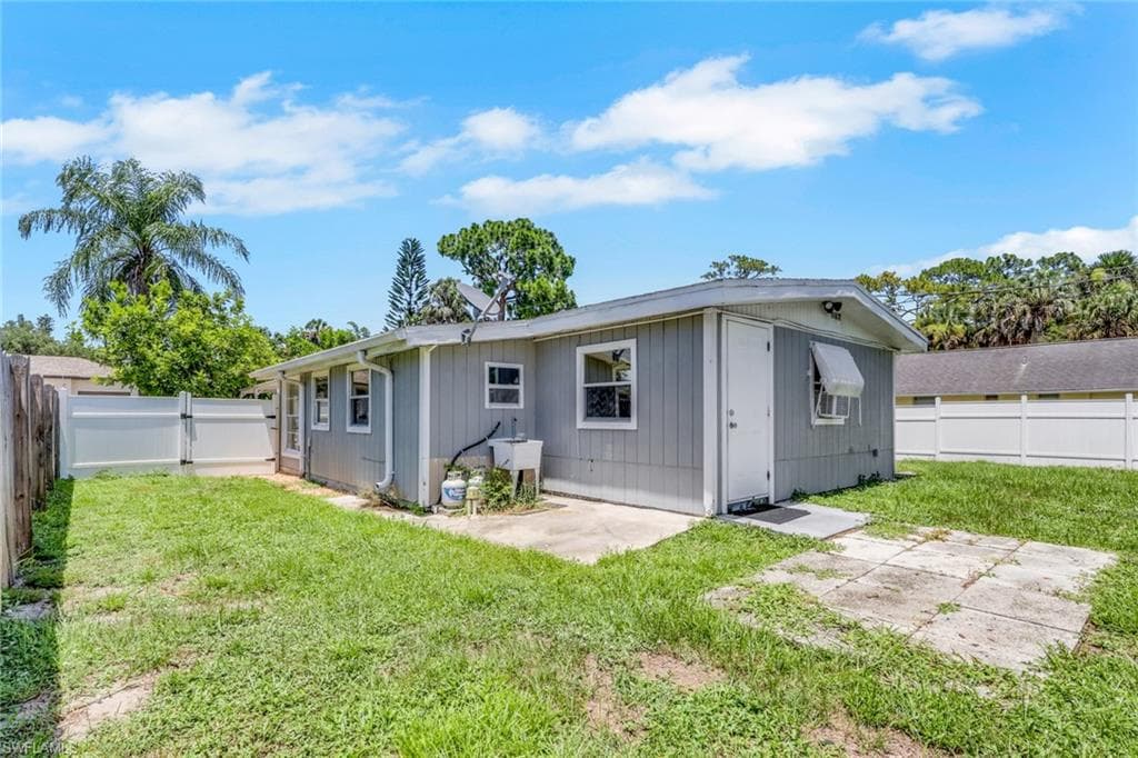 11360 Hunting RD-24