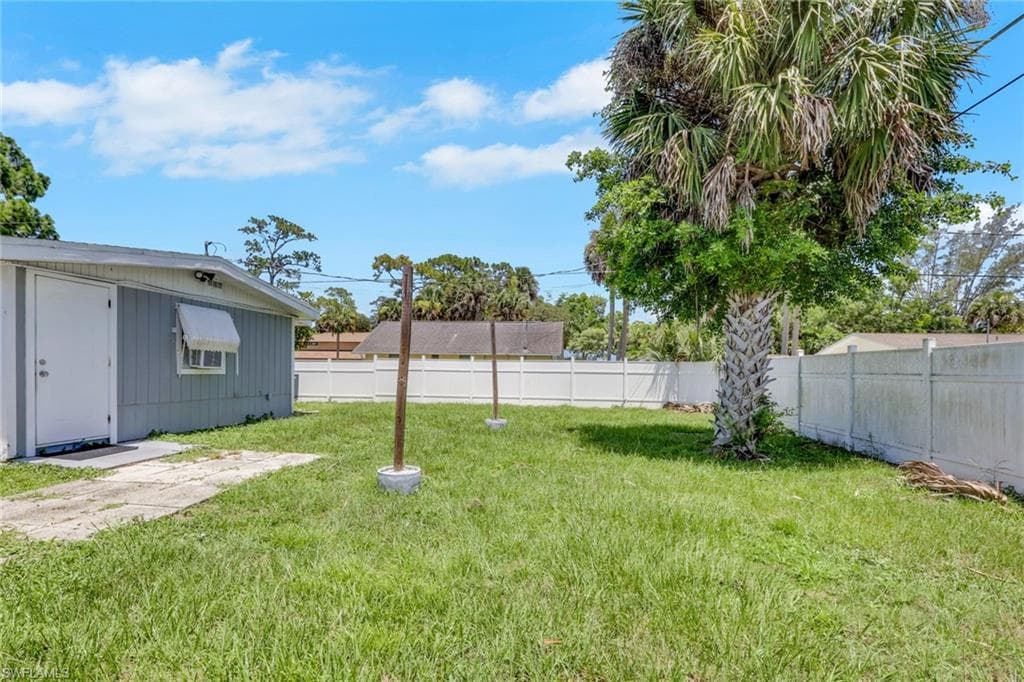 11360 Hunting RD-14