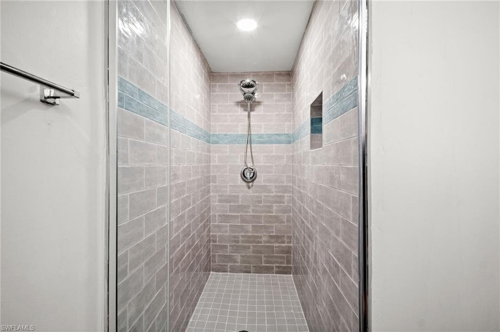 4450 Botanical Place CIR 6-11