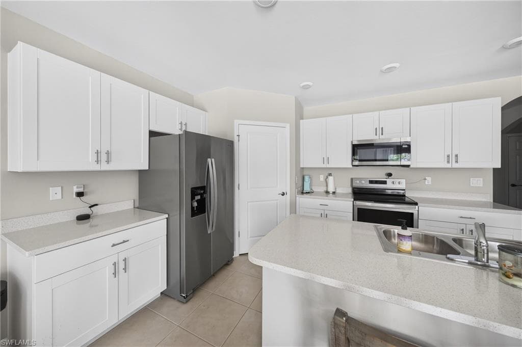 18508 Marlin Kite LN-6