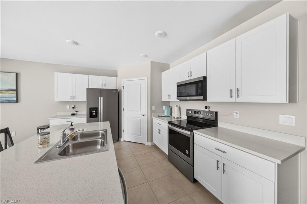 18508 Marlin Kite LN-9