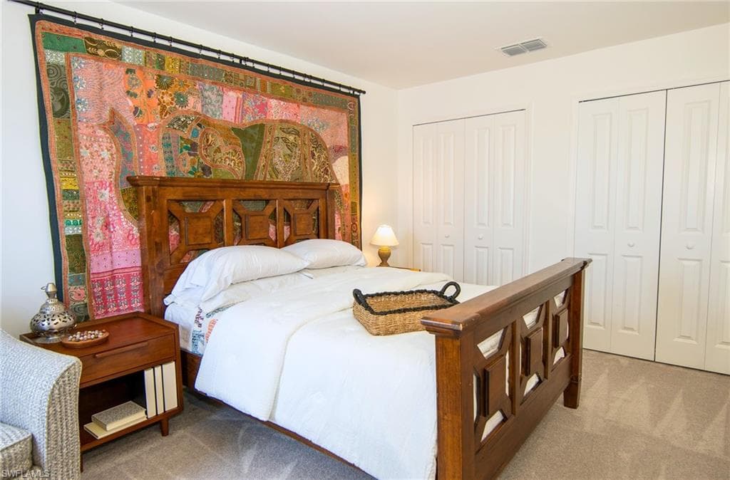 2433 Avocado LN-25