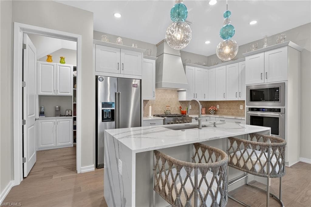 14596 Kingfisher LOOP-4