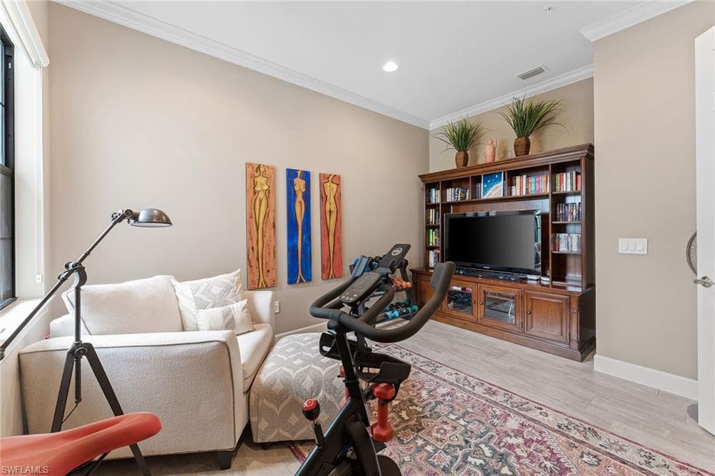 12041 Covent Garden CT 2202-23