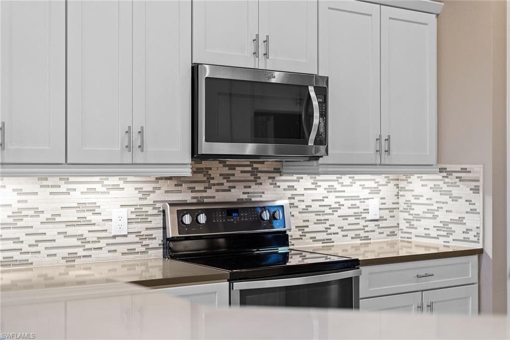 12041 Covent Garden CT 2202-13