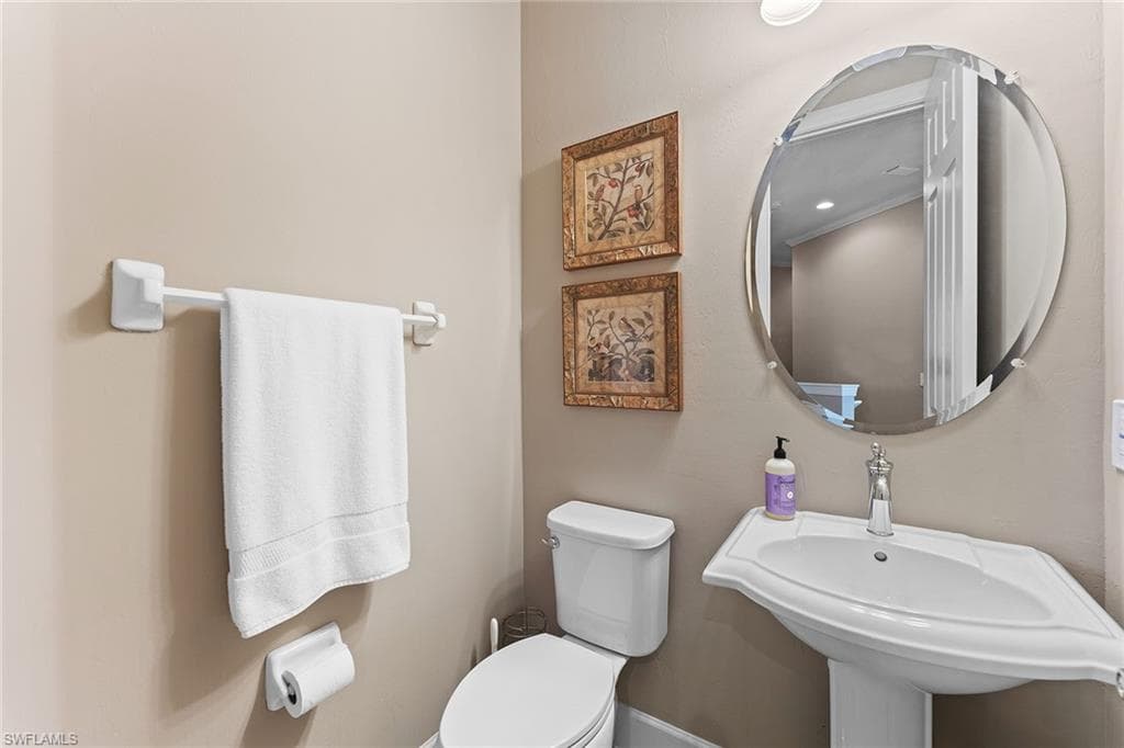 12041 Covent Garden CT 2202-22