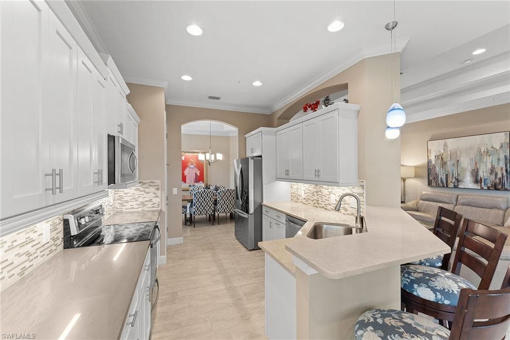 12041 Covent Garden CT 2202-14