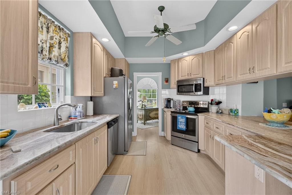 3204 Benicia CT-6