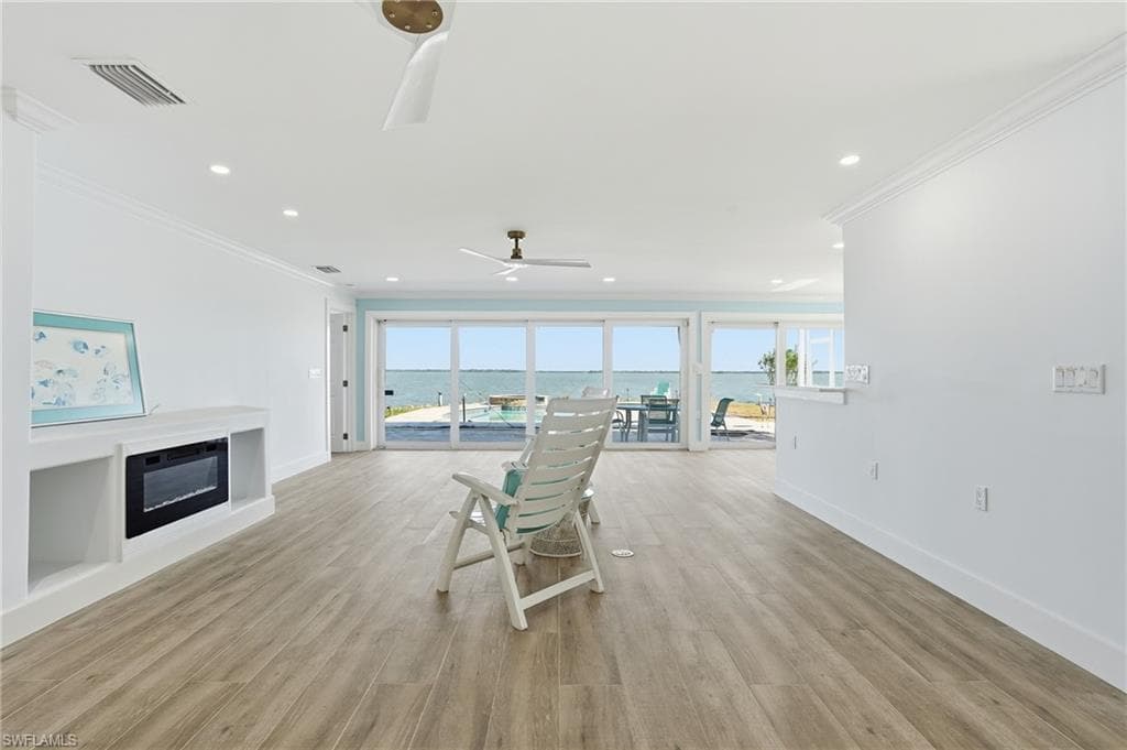 266 Curlew ST-9