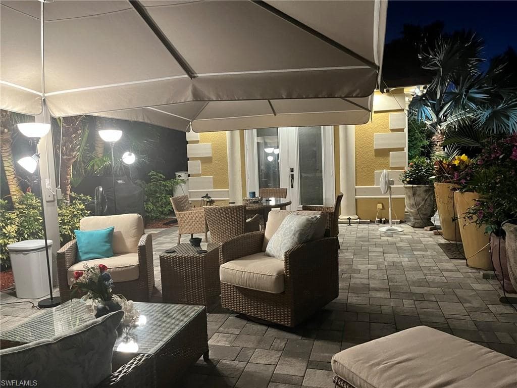 4840 CARRIAGE CT-10