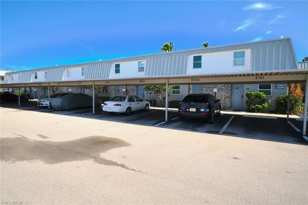 6777 Winkler RD 142-2