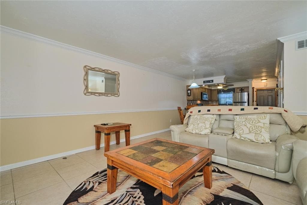 6777 Winkler RD 142-10