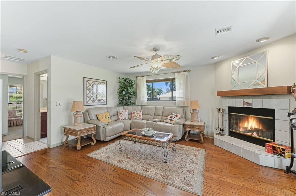 14366 Tamarac DR-17