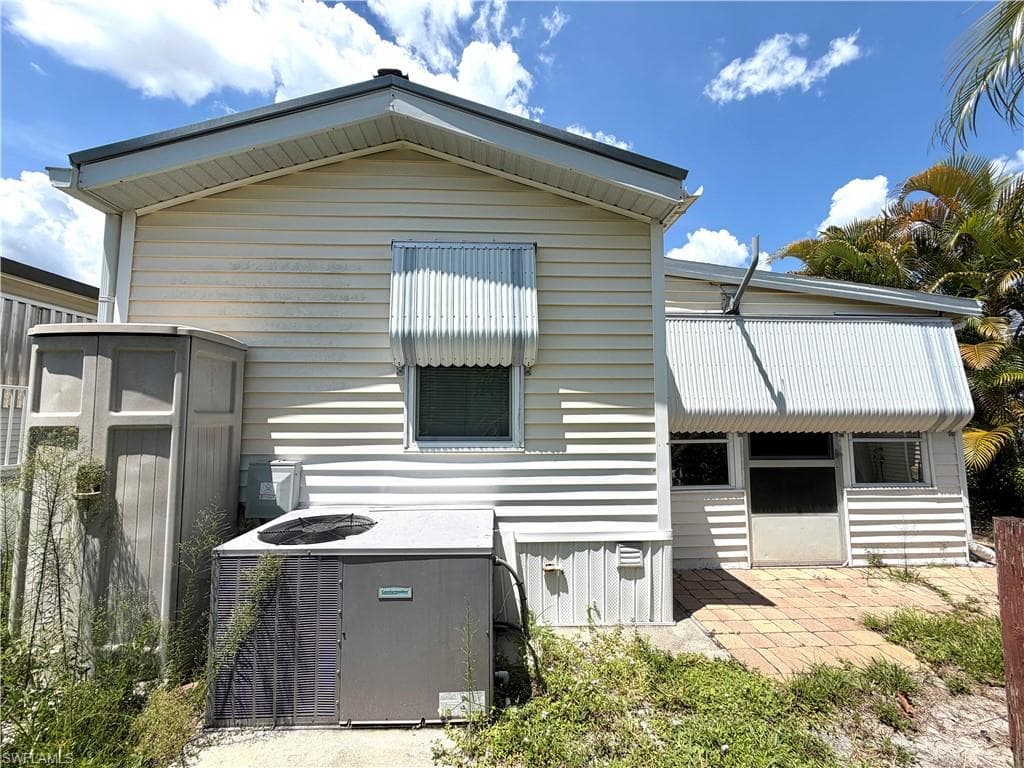 4591 Candlestick CT E-20