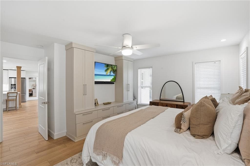 405 Prather DR-15