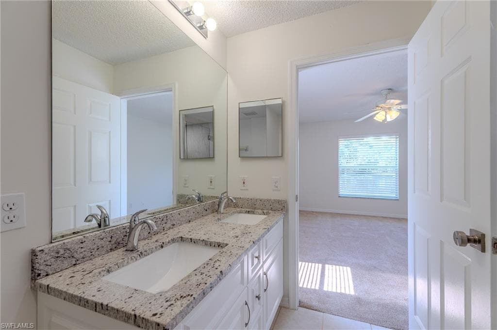 117 Wading Bird CIR 101-18