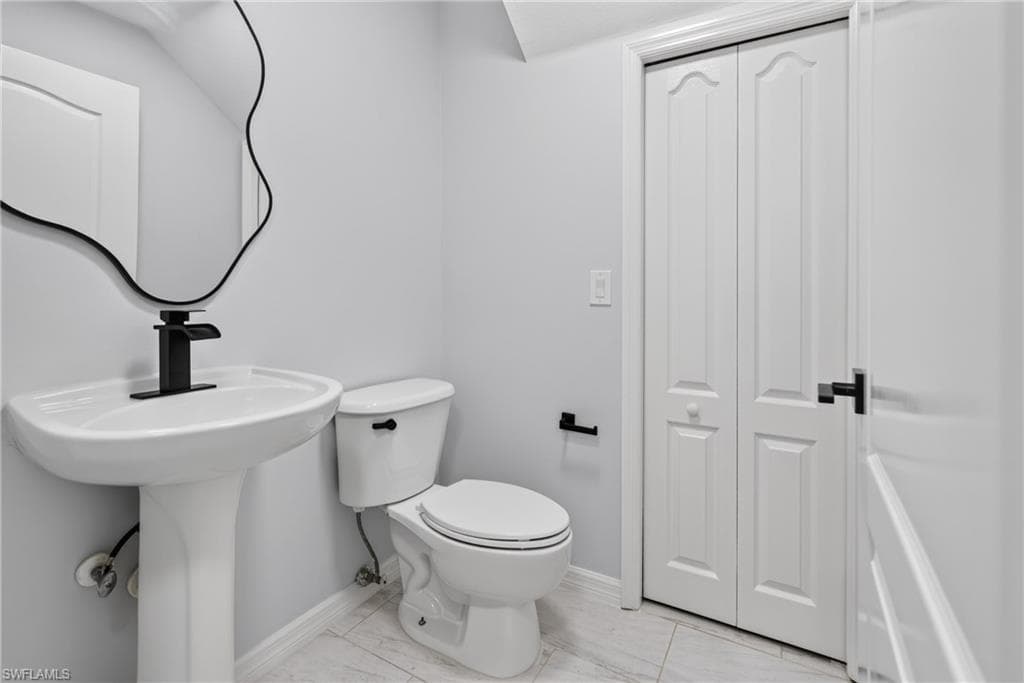 9470 Ivy Brook RUN 806-16