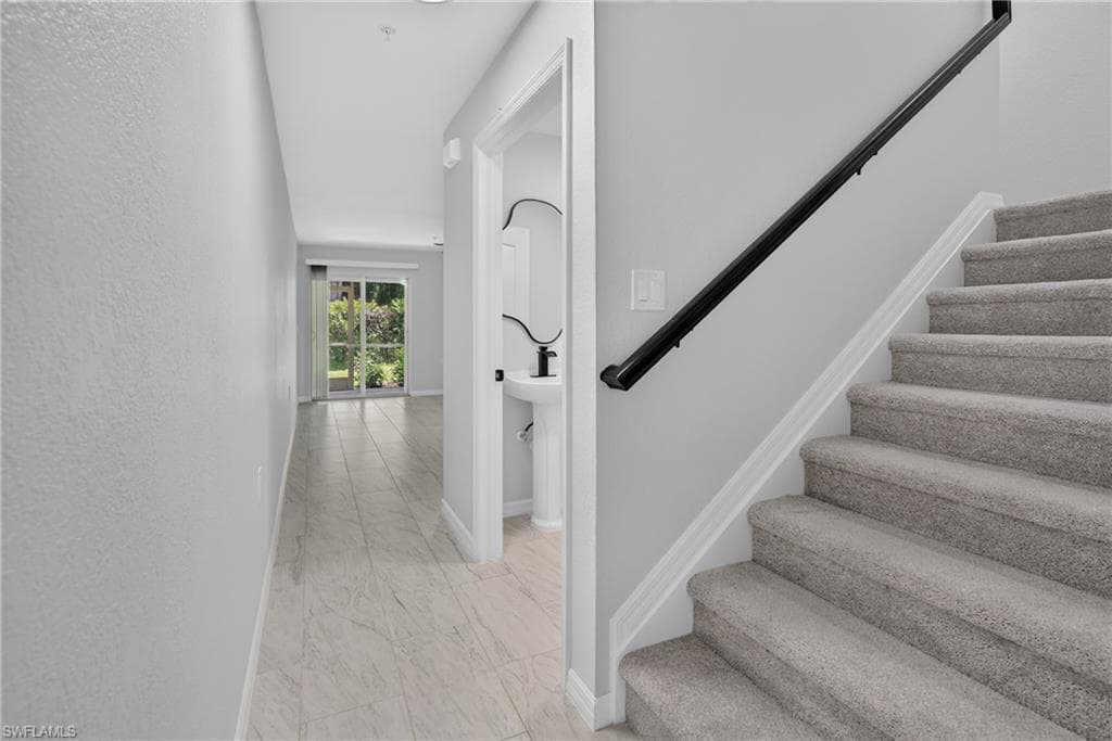 9470 Ivy Brook RUN 806-20