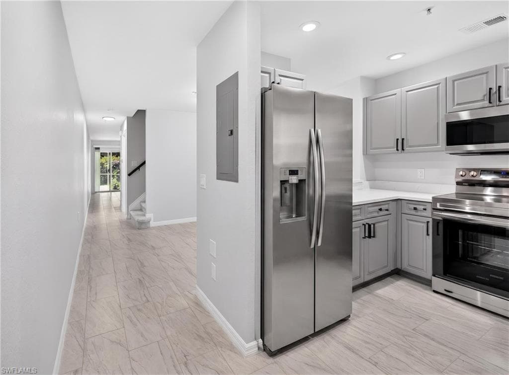 9470 Ivy Brook RUN 806-8