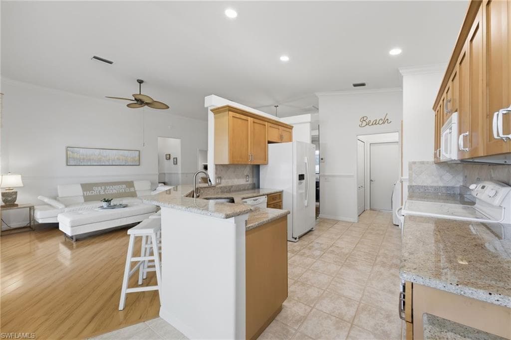14846 Crescent Cove DR-13