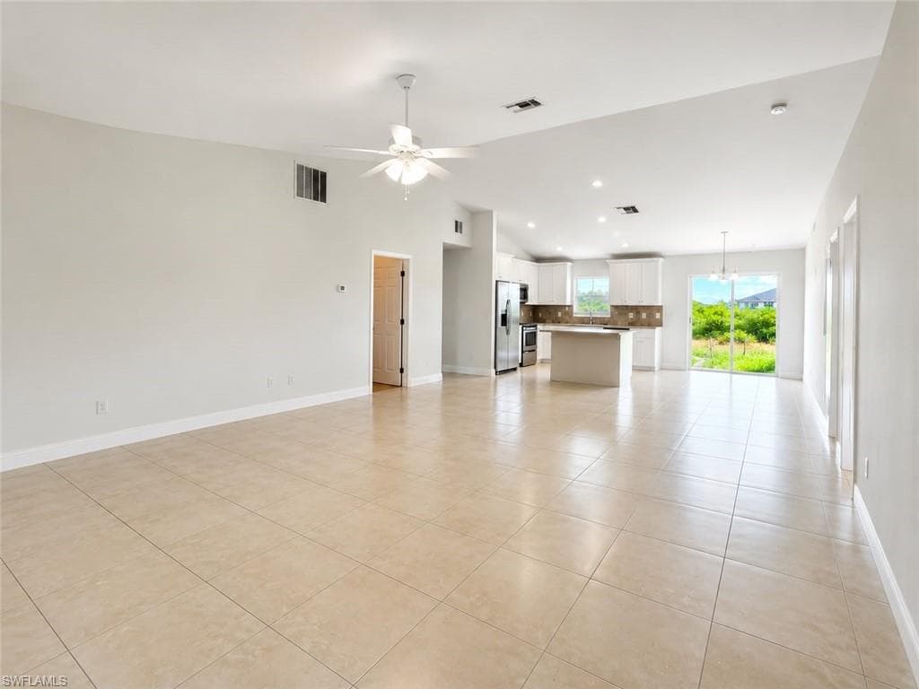 3306 39th ST SW-2