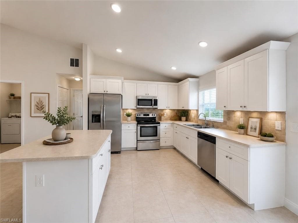 3306 39th ST SW-6